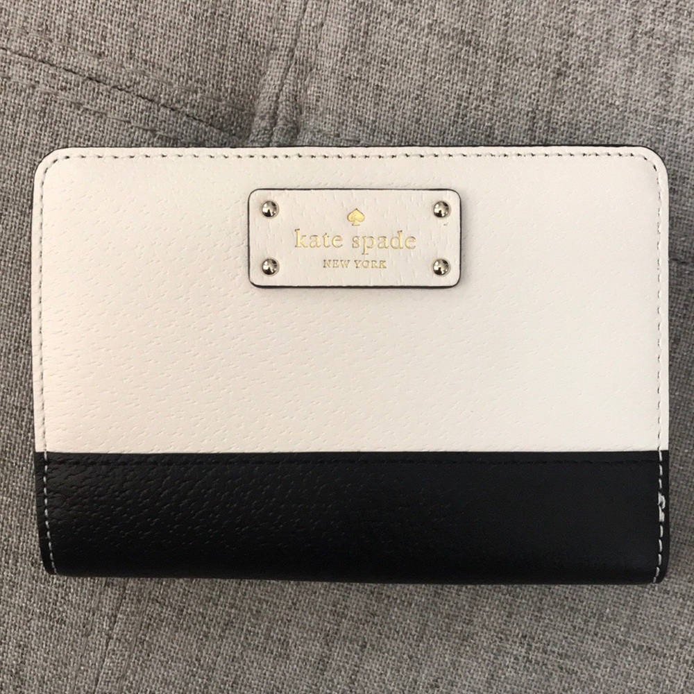 KATE SPADE MINI WALLET